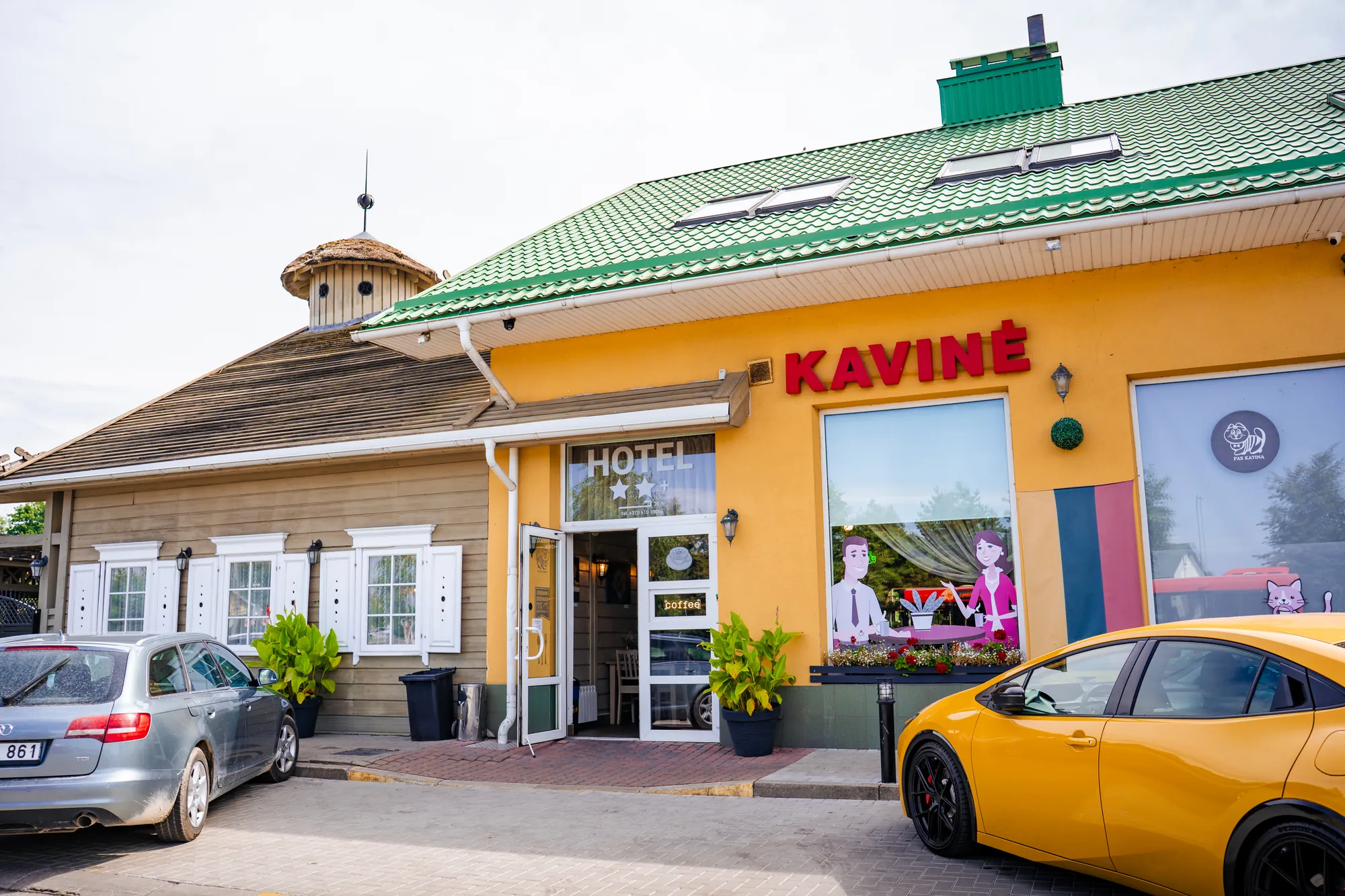 Kavinė – 10 nuotrauka